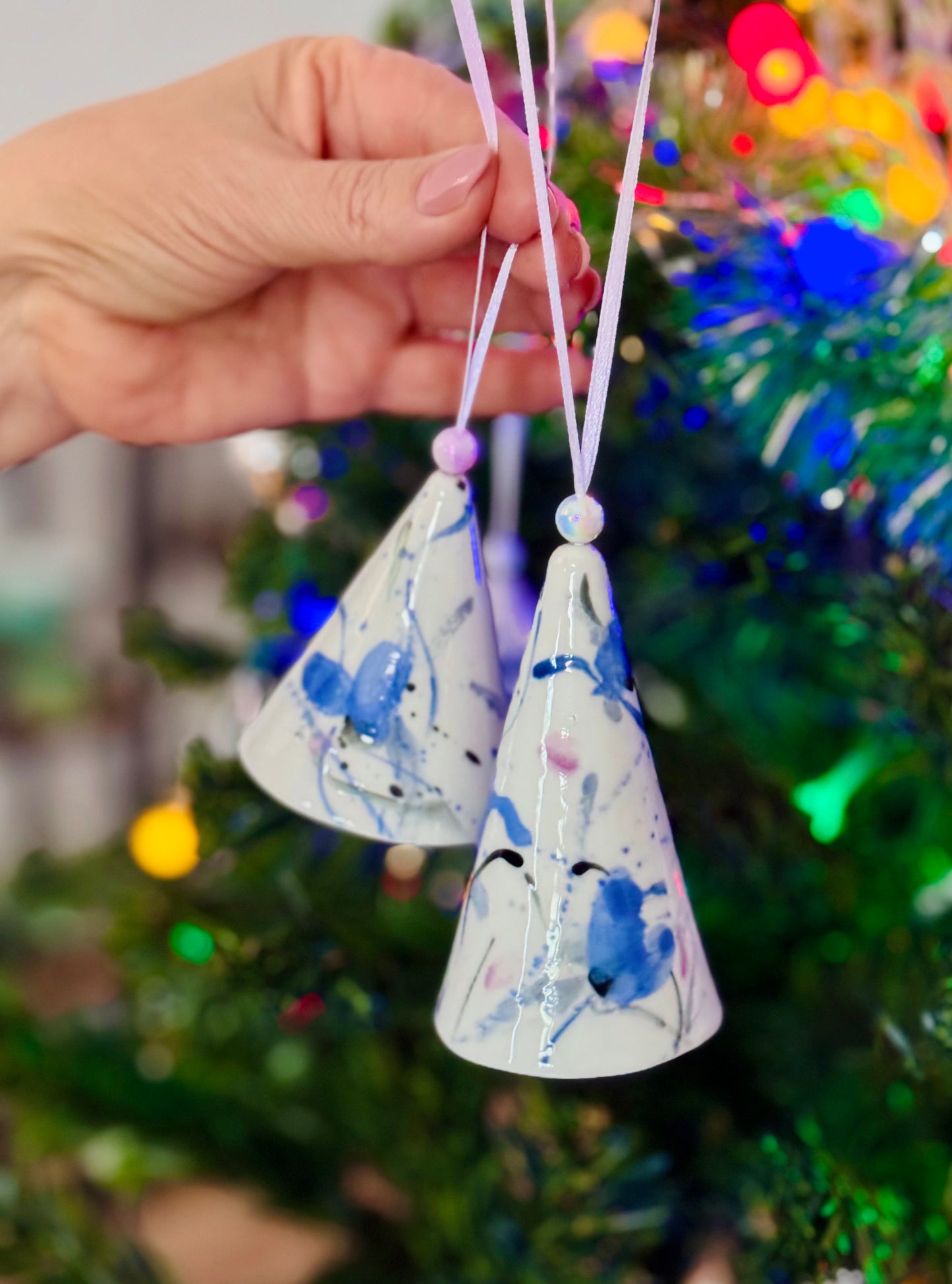 Próbáld ki nálunk karácsonyi porcelándísz festést! - Nyílt napok a műhelyünkben