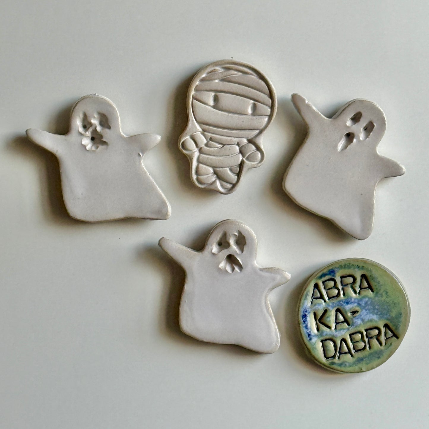 Próbáld ki nálunk a halloweeni hűtőmágnes/dísz készítést! - Nyílt napok a műhelyünkben