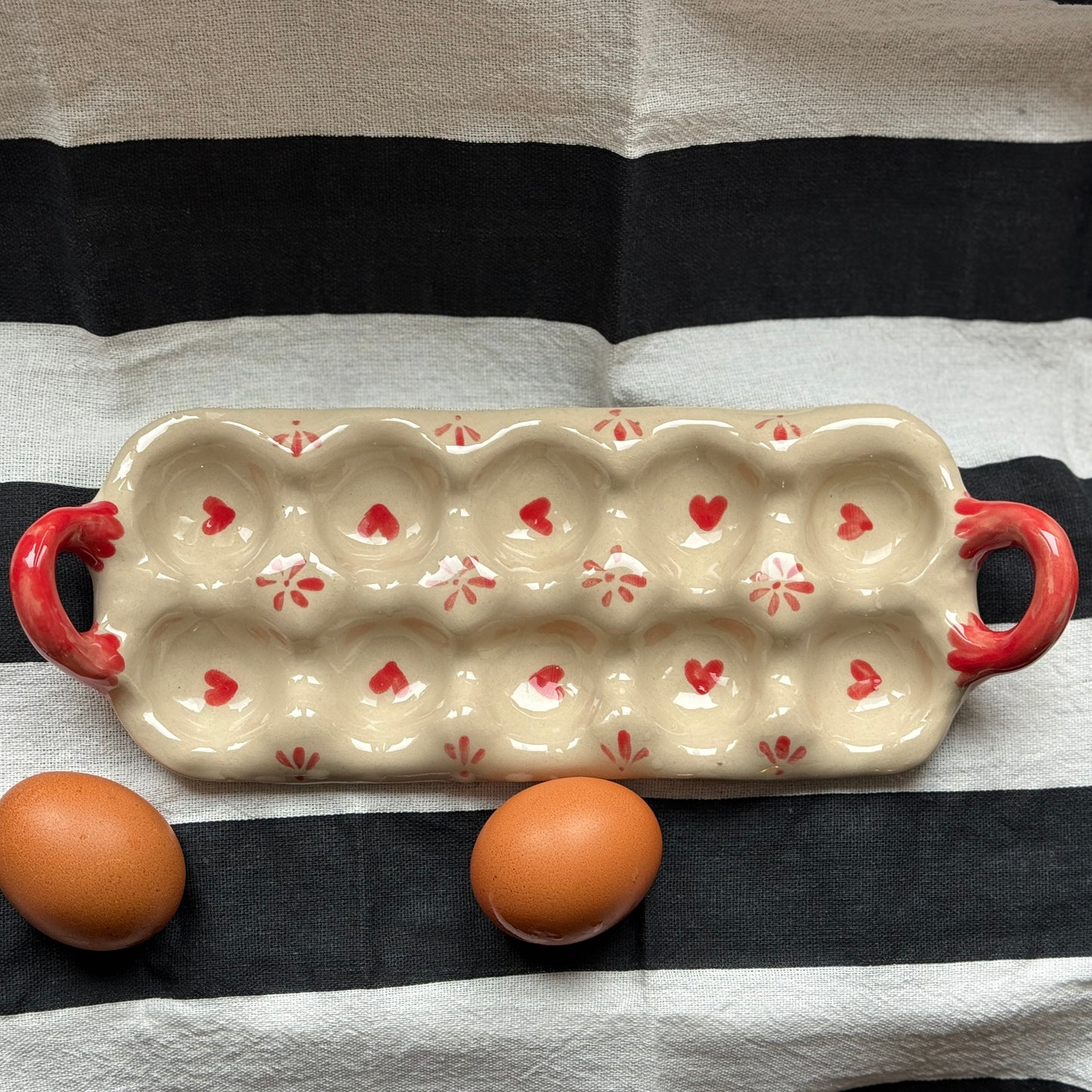 Próbáld ki nálunk a tojástartó készítést! - Extra workshop a műhelyünkben