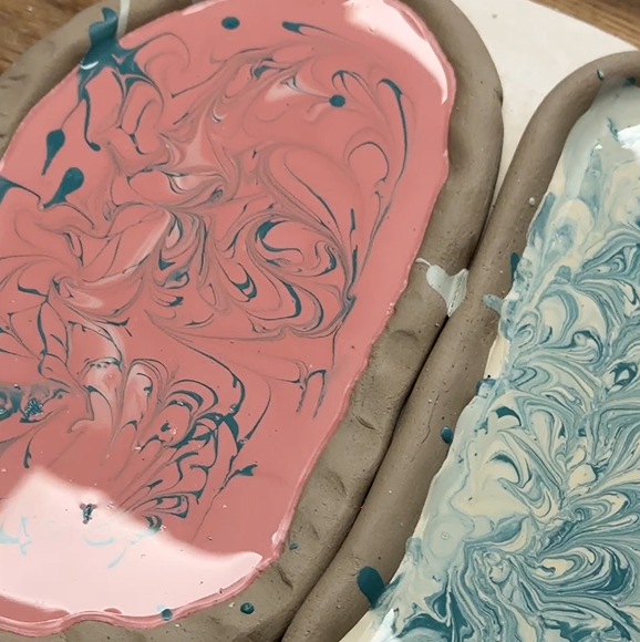 Készítsd el nálunk a saját porcelán ékszerkollekciódat!